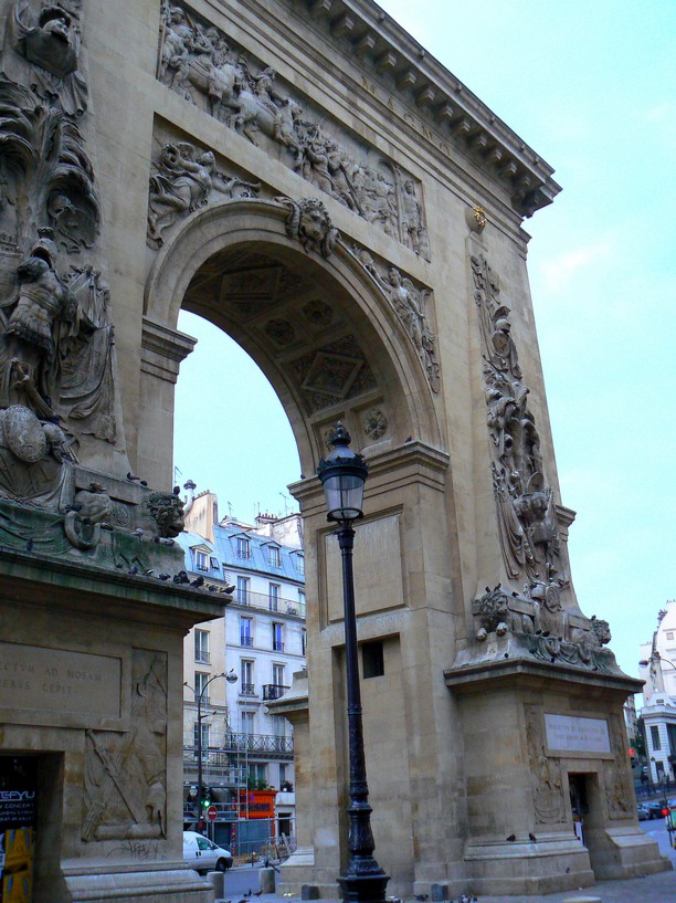 Porte St Denis: Porte St Denis 002